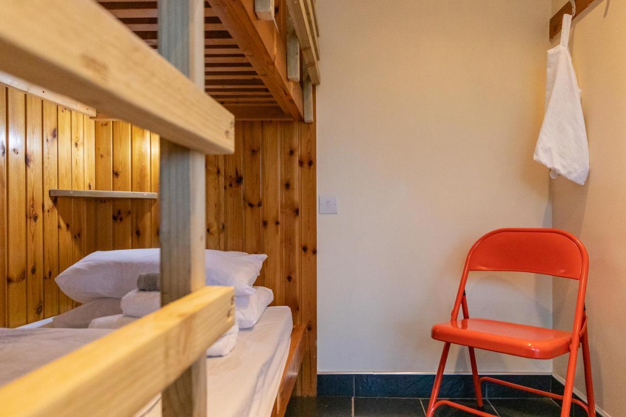 Highland Basecamp Hostel Lochaline Luaran gambar